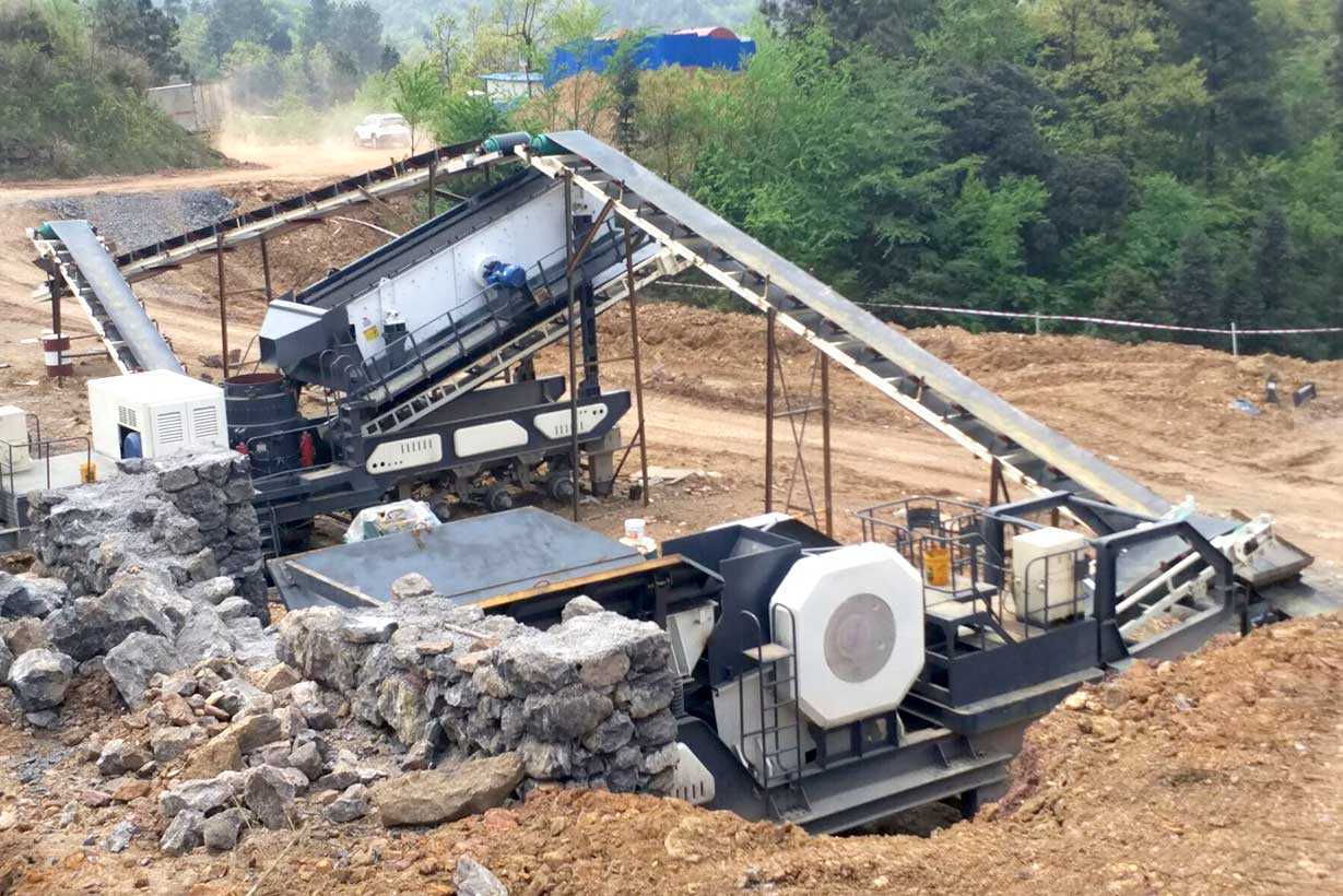 移動建筑垃圾破碎機(jī)