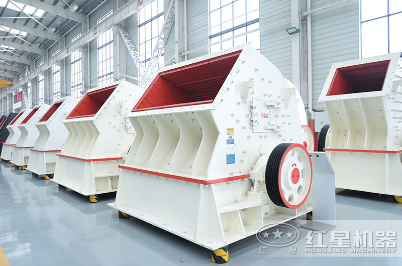 錘式破碎機(jī)圖片 錘式破碎機(jī)圖片