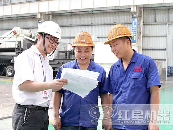 紅星為您提供滿(mǎn)意的風(fēng)化砂移動(dòng)制砂機(jī) 紅星為您提供滿(mǎn)意的風(fēng)化砂移動(dòng)制砂機(jī)