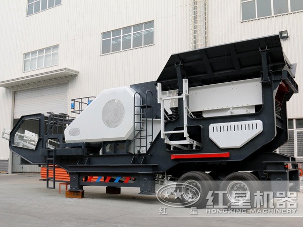 移動(dòng)車(chē)載式打石子機(jī)(搭載顎式破碎機(jī)) 移動(dòng)車(chē)載式打石子機(jī)(搭載顎式破碎機(jī))