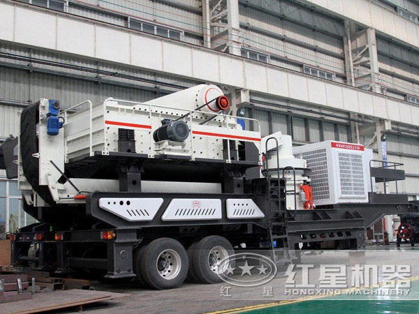 安裝圓錐破碎機(jī)的小型移動石子破碎機(jī) 安裝圓錐破碎機(jī)的小型移動石子破碎機(jī)