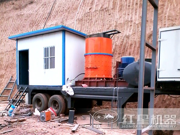 河卵石復合破現(xiàn)場 河卵石復合破現(xiàn)場