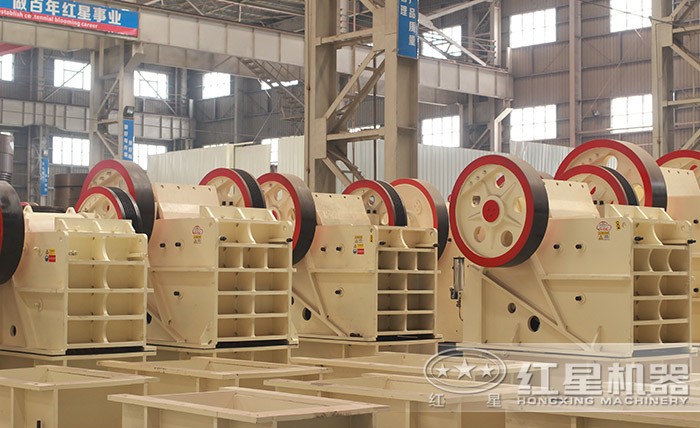 紅星不同規(guī)格大型碎石機(jī) 紅星不同規(guī)格大型碎石機(jī)