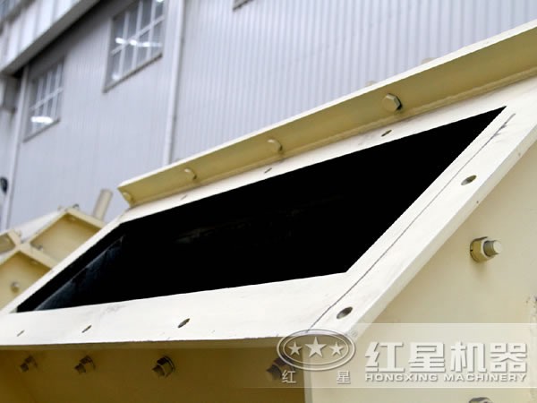 1315反擊式破碎進(jìn)料口細(xì)節(jié) 1315反擊式破碎進(jìn)料口細(xì)節(jié)