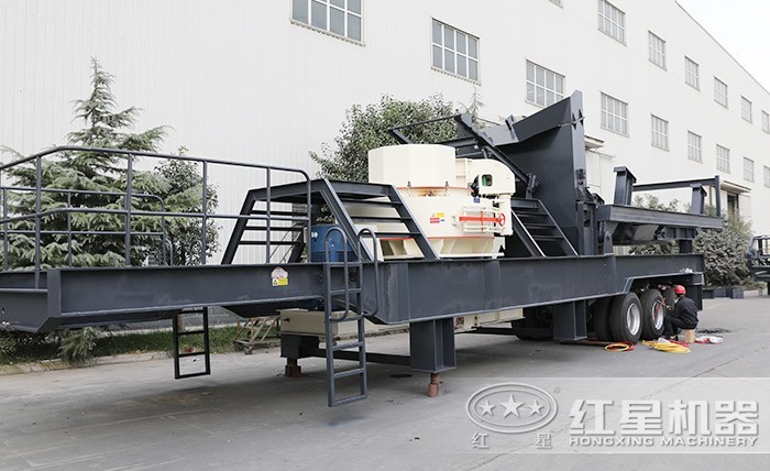 移動型砂石破碎整形制砂機(jī) 移動型砂石破碎整形制砂機(jī)