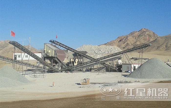 鵝卵石破碎現(xiàn)場(chǎng) 鵝卵石破碎現(xiàn)場(chǎng)