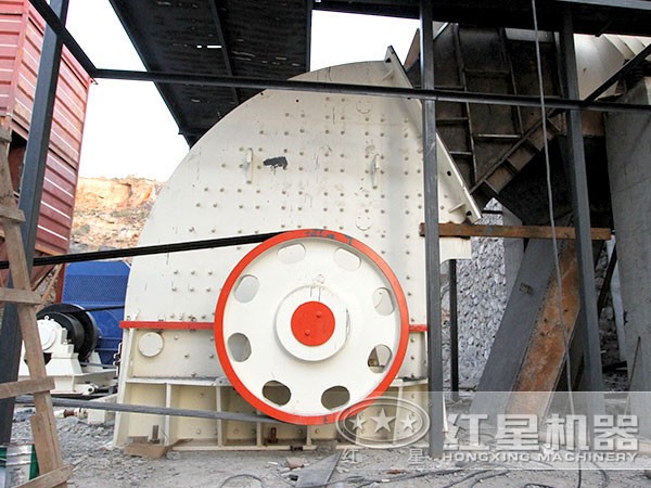 重錘破安裝現(xiàn)場 重錘破安裝現(xiàn)場