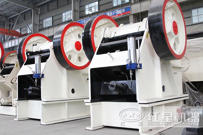 HD德版顎式破碎機(jī) HD德版顎式破碎機(jī)