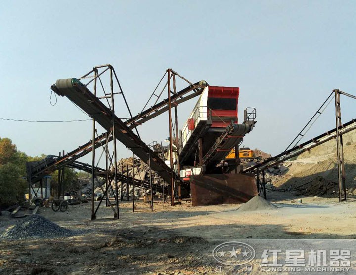 三合一移動重錘破碎站遠景 三合一移動重錘破碎站遠景