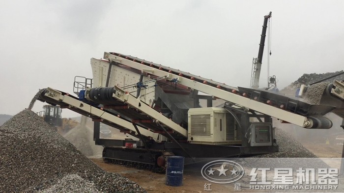 石子生產(chǎn)現(xiàn)場(chǎng) 石子生產(chǎn)現(xiàn)場(chǎng)