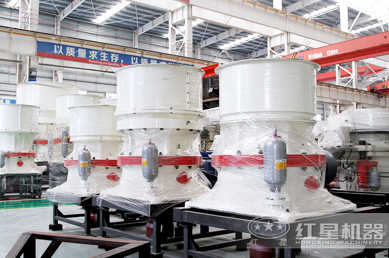 圓錐破立體結(jié)構(gòu)，占地面積小，產(chǎn)量大